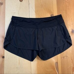Lululemon Speed Short 4-way Stretch 2.5" inseam Black size 6